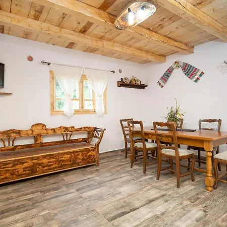 Casa Bunicilor Apuseni * Geogel