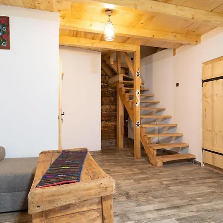 Casa Bunicilor Apuseni *