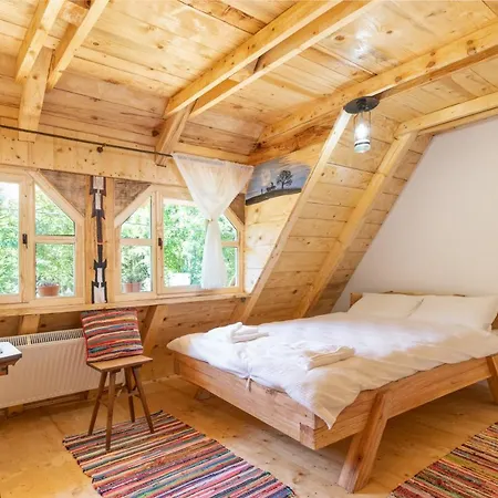 Casa Bunicilor Apuseni * Geogel